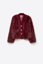 Load image into Gallery viewer, Cropped Jacket in burgundy in fine fur