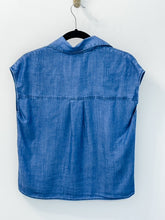 Load image into Gallery viewer, Chambray Cap Sleeve Top