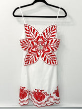 Load image into Gallery viewer, Shell Scallop Edge Dress