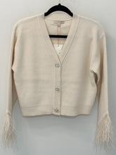 Load image into Gallery viewer, Ostrich Cream Cardigan