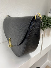 Load image into Gallery viewer, Quinn Faux Croc Saddle Handbag