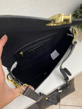 Load image into Gallery viewer, Quinn Faux Croc Saddle Handbag