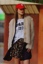 Load image into Gallery viewer, Cropped Jacket in beige in fine fur
