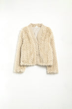 Load image into Gallery viewer, Cropped Jacket in beige in fine fur
