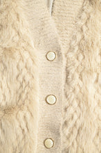 Load image into Gallery viewer, Cropped Jacket in beige in fine fur
