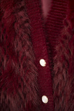 Load image into Gallery viewer, Cropped Jacket in burgundy in fine fur
