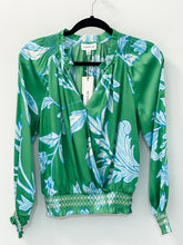 Load image into Gallery viewer, Spring Green Multi Blouse
