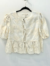 Load image into Gallery viewer, Lace Detail Embroidered Top
