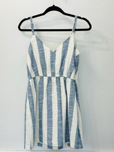 Load image into Gallery viewer, Linen Blend Cami Dress
