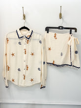 Load image into Gallery viewer, Shell Embroidered Blouse
