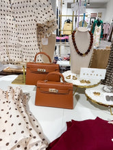 Load image into Gallery viewer, Hariette Handle Bag-Caramel
