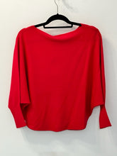 Load image into Gallery viewer, Kerisma Ryu Thin Sweater- Scarlet
