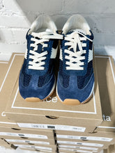 Load image into Gallery viewer, Dolce Vita B.NTCD Navy Sneaker
