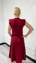 Load image into Gallery viewer, Cranberry Knit Maxi Dress

