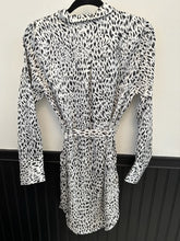 Load image into Gallery viewer, Leopard Shirt Dress
