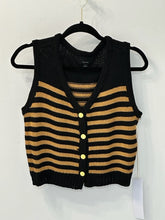 Load image into Gallery viewer, Stripe Button Down Vest
