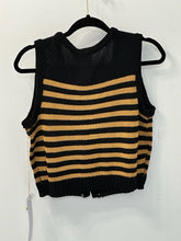 Load image into Gallery viewer, Stripe Button Down Vest
