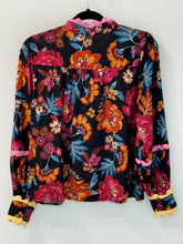 Load image into Gallery viewer, Ric-Rac Trimmed Blouse
