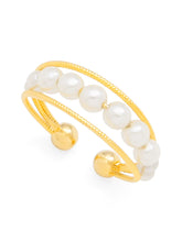 Load image into Gallery viewer, Pearl Lined Adjustable Ring
