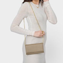 Load image into Gallery viewer, Rubi Chain Crossbody
