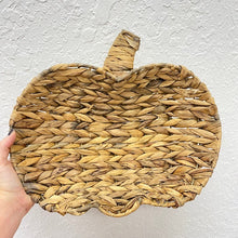 Load image into Gallery viewer, Pumpkin Baskets (varied sizes)

