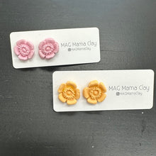 Load image into Gallery viewer, Floral Clay Stud Earring
