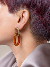 Load image into Gallery viewer, Tortoise Link Drop Earring
